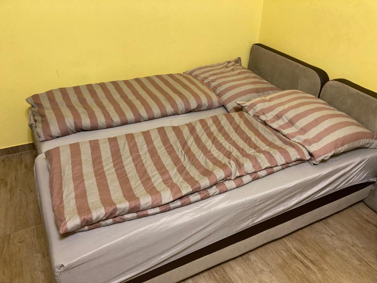 Roland Apartmant Zuglo Budapest Bagian luar foto