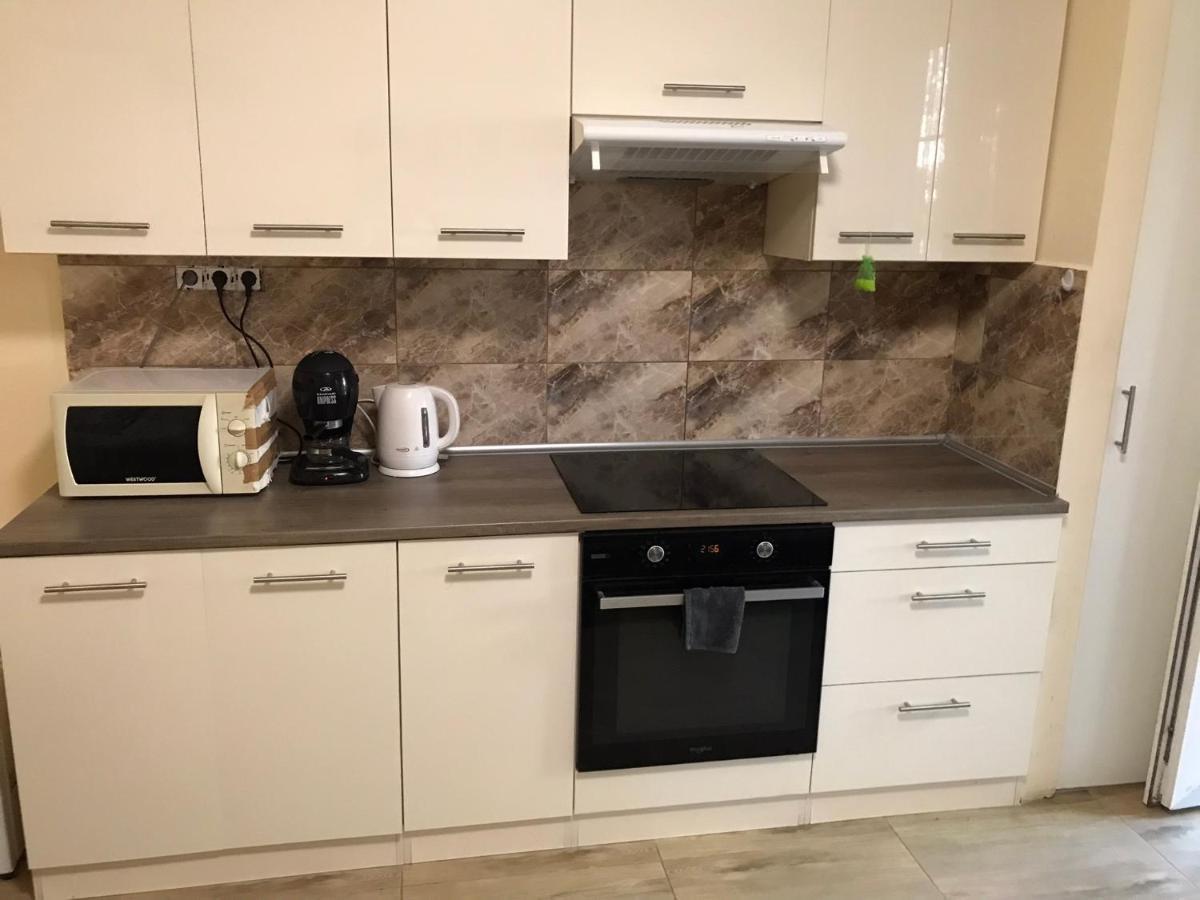 Roland Apartmant Zuglo Budapest Bagian luar foto